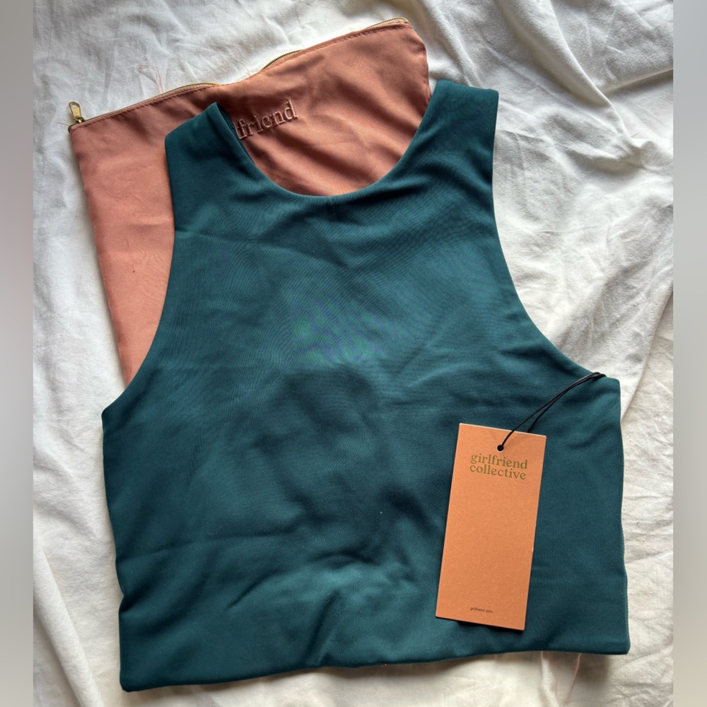 Girlfriend collective Dylan cropped tank sports bra GLOBE size medium